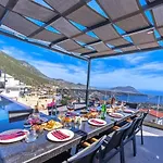 Akbel 5 Bedroom Seaview With Private Pool Hot Tub Βίλα *