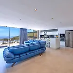 Akbel 5 Bedroom Seaview With Private Pool Hot Tub
