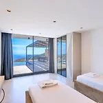 Akbel 5 Bedroom Seaview With Private Pool Hot Tub * Καλκάν