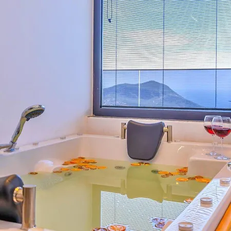 Akbel 5 Bedroom Seaview With Private Pool Hot Tub Villa