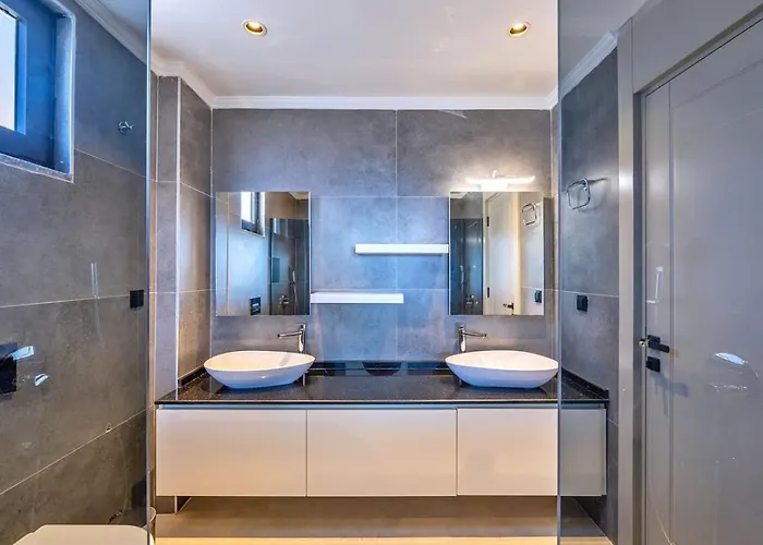Akbel 5 Bedroom Seaview With Private Pool Hot Tub 别墅 *