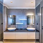 Akbel 5 Bedroom Seaview With Private Pool Hot Tub Villa *